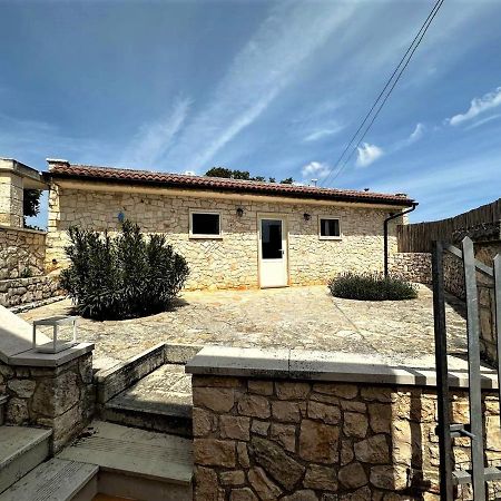 Maison Dei Trulli Apartment Locorotondo Bagian luar foto