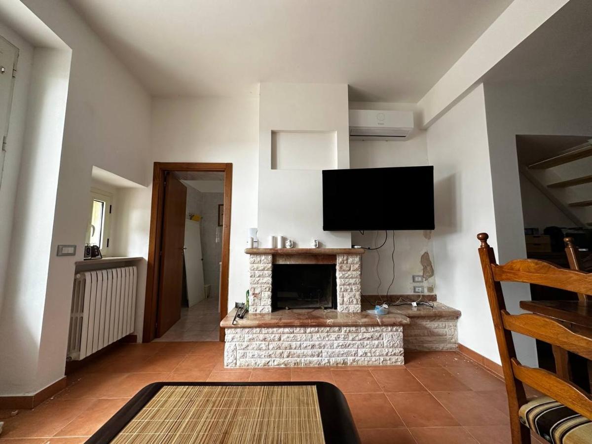 Maison Dei Trulli Apartment Locorotondo Bagian luar foto