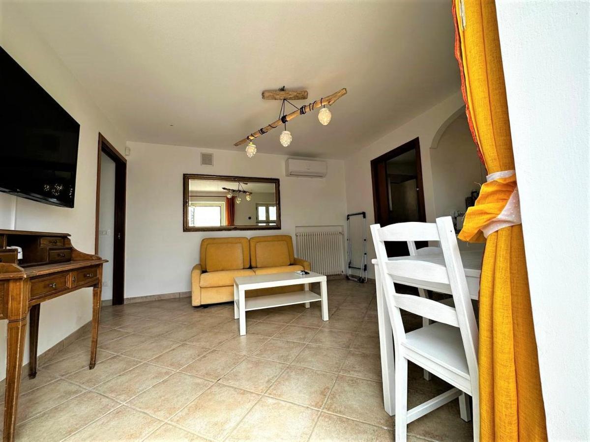 Maison Dei Trulli Apartment Locorotondo Bagian luar foto