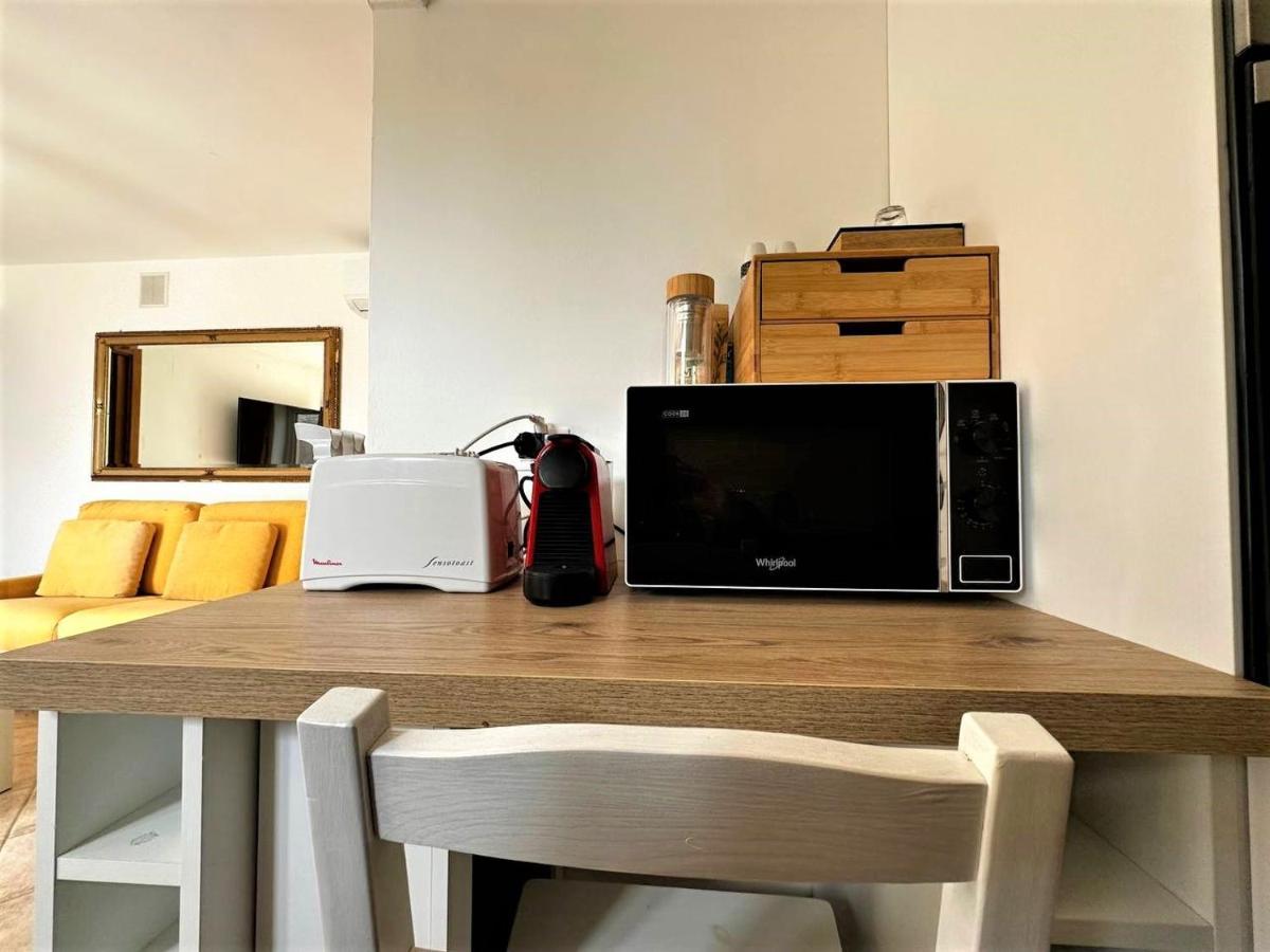 Maison Dei Trulli Apartment Locorotondo Bagian luar foto