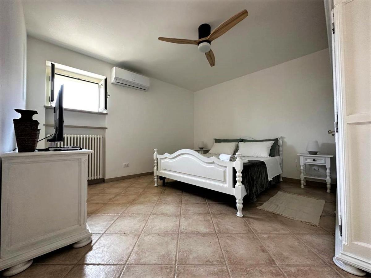 Maison Dei Trulli Apartment Locorotondo Bagian luar foto