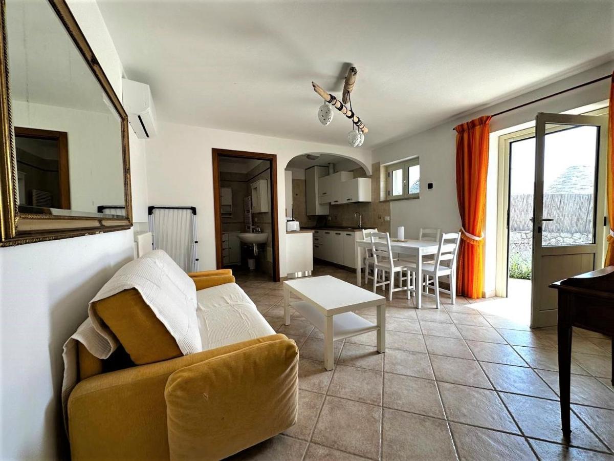 Maison Dei Trulli Apartment Locorotondo Bagian luar foto