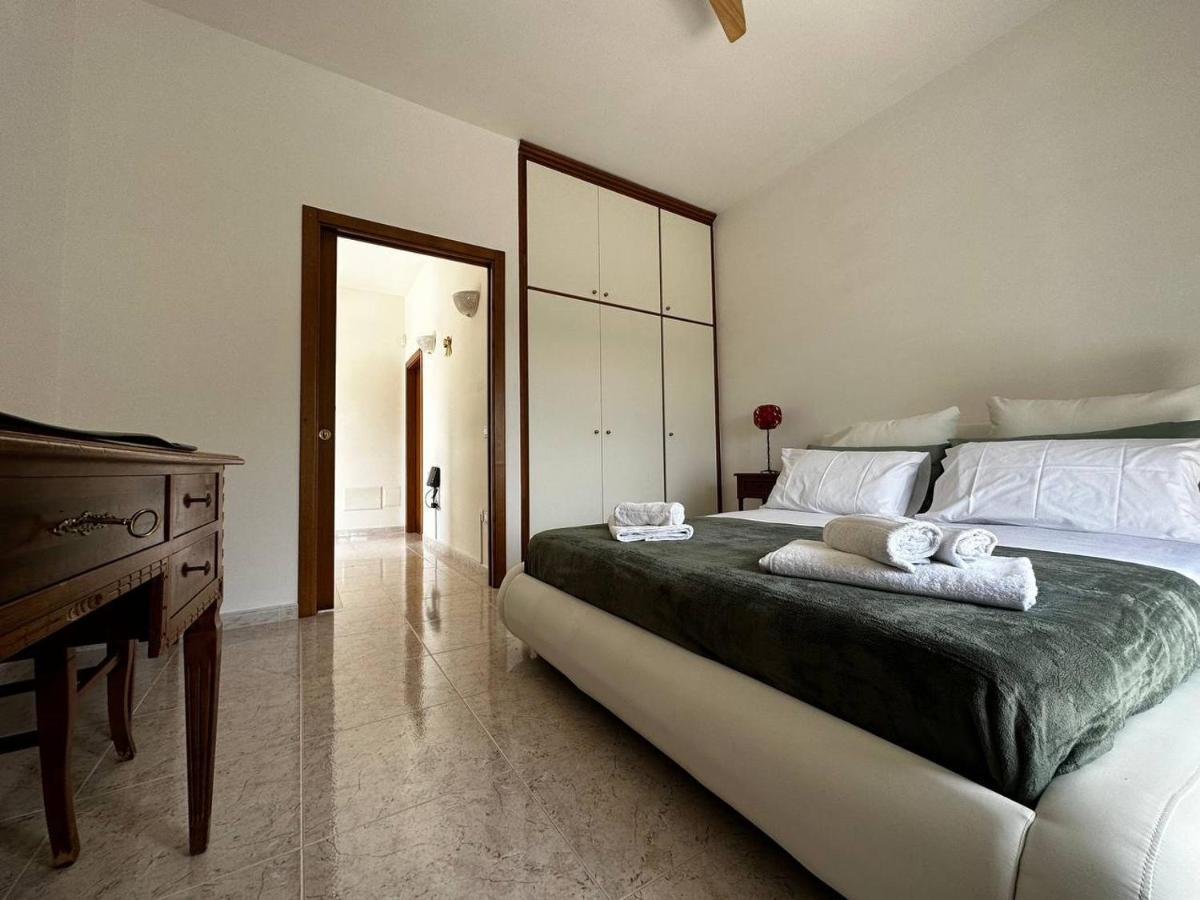 Maison Dei Trulli Apartment Locorotondo Bagian luar foto