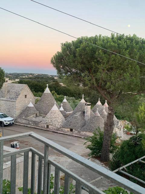 Maison Dei Trulli Apartment Locorotondo Bagian luar foto