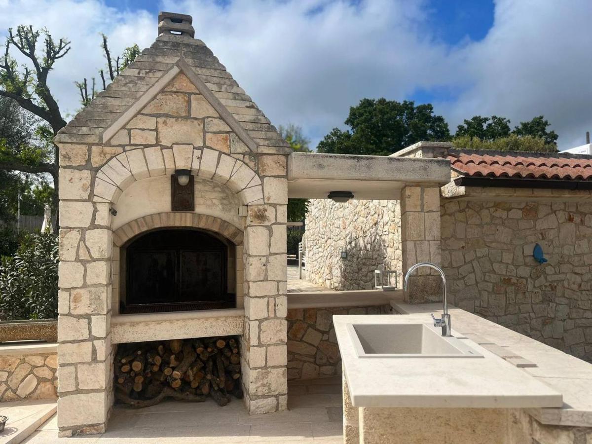 Maison Dei Trulli Apartment Locorotondo Bagian luar foto